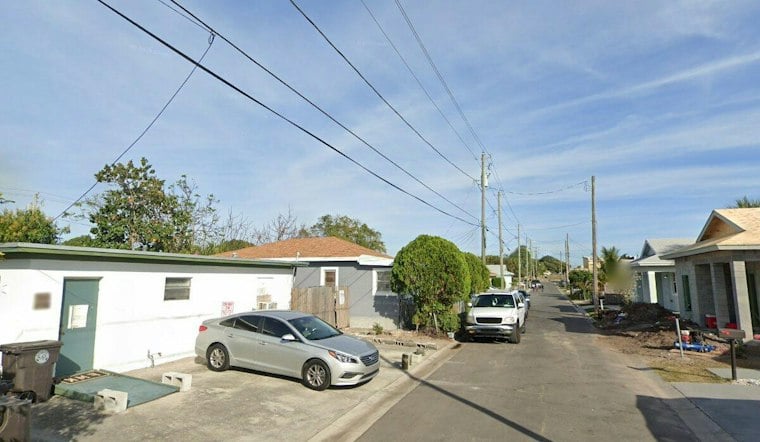 West Palm Beach Man Accused of Stabbing, Strangling Pregnant Girlfriend in Front of Family