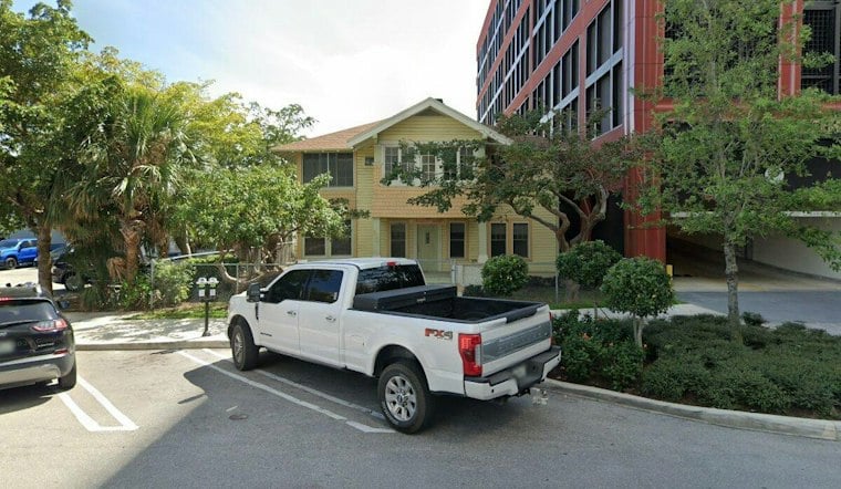 West Palm Beach Moves Historic 1910 Home a Mile to Save It From Skyscrapers