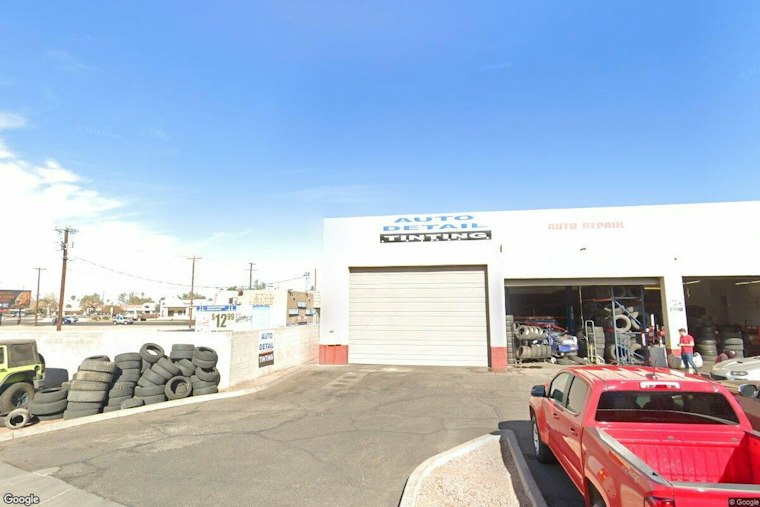 West Phoenix Auto Shop Fire Forces First-Alarm Response Near 75th and Indian School