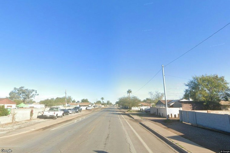 West Phoenix Man Clings to Life After Shooting Near 31st Avenue, Suspect Flees