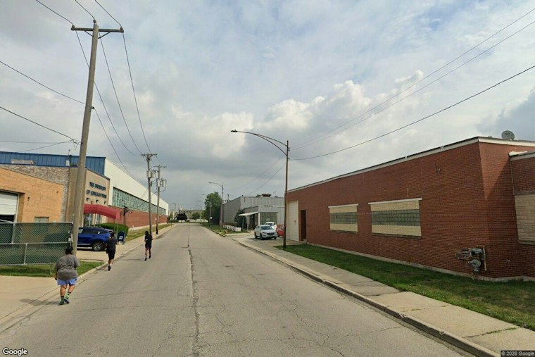 West Pullman Man Posed as Basketball Coach to Groom 15-Year-Old, Chicago Police Say