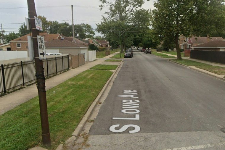 West Pullman SWAT Standoff Ends in Arrest After Man Fires Shots Into Air