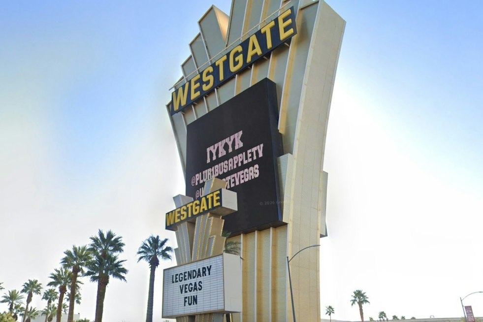 Westgate Magician Jen Kramer Marks 1,000 Shows With Magic Week Surprises