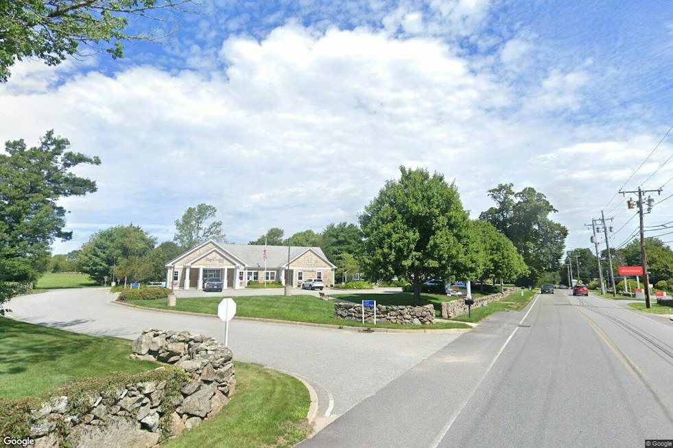 Westport Church to Fill With Thousands of Designer Bags for Cat Rescue Sale