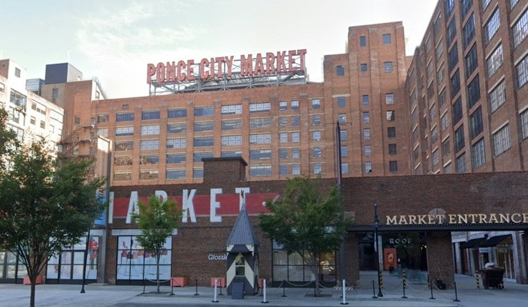 Whiplash Comedy Club Opens in Ponce City Market With Jazz-Age Flair