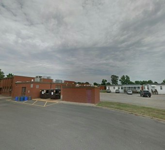 White Oaks Elementary Teachers Protest Over Child Abuse Allegations