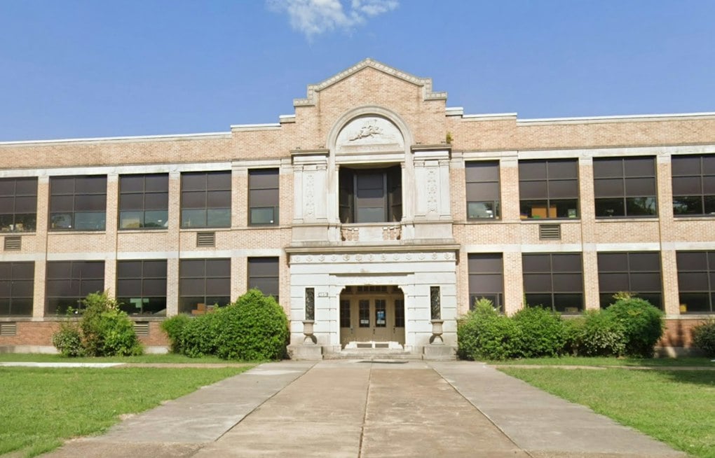 Whitehaven High School Shuts Down Thursday and Friday Over Power Outage