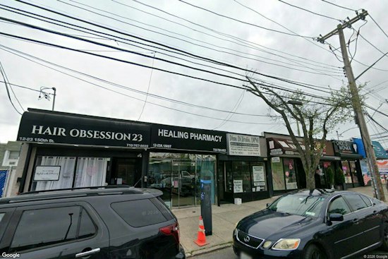 Whitestone Students Run Their Own Shop at Mission Market Grand Opening