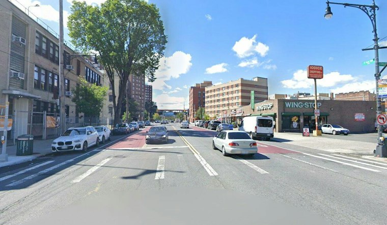 Williamsbridge Woman, 27, Has Phone Snatched From Pocket, NYPD Hunts Suspect