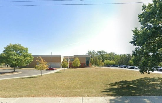 Wimpy Kid Author Jeff Kinney Ambushes Columbus Elementary, Students Nearly Riot