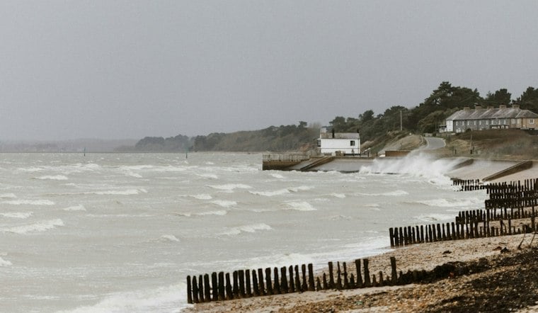 Wind, Waves and High-Tide Havoc: Charleston Braces for Days of Coastal Flooding
