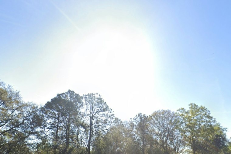 Wind-Whipped Jacksonville Beaches: Sunny Skies, Dangerous Surf Before Weekend Washout