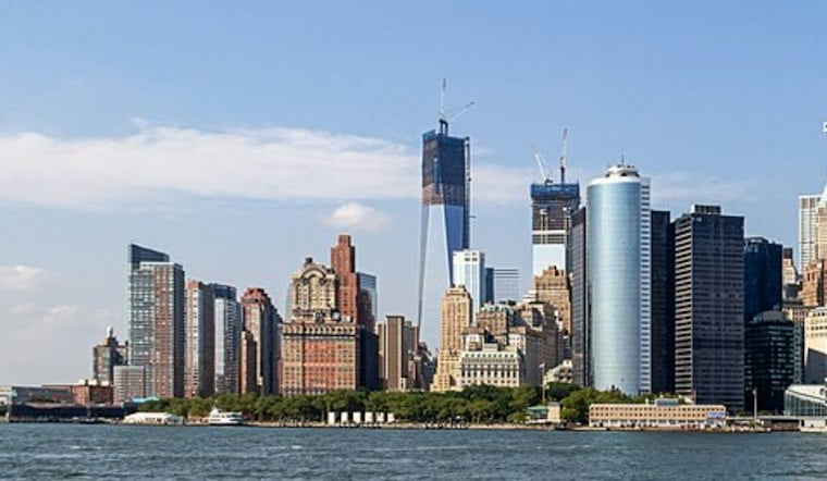 Wind Whips NYC As Chilly Fall Weather Moves In