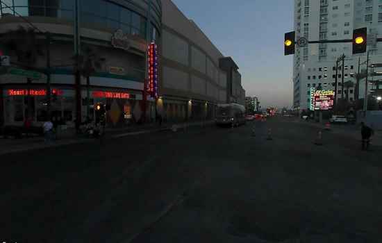 Windy Cold Front Slaps Las Vegas Strip Before Weekend Warmup