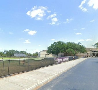 Winter Springs Coaches Quit After Parent Allegedly Headbutts Coach in Locker Room