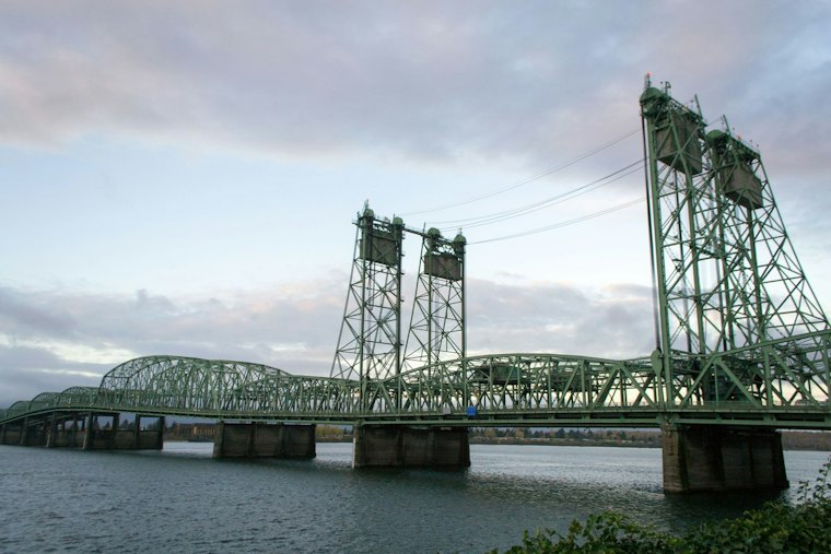 Woman's Body Pulled From Columbia River Near I-5 Bridge, Vancouver Police Seek ID