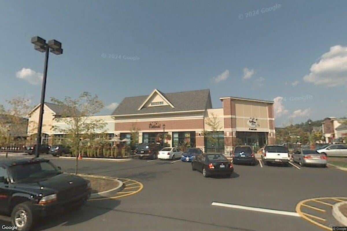 hoodline.com - Melissa Whitfield - Wonder Food Halls Expand to 12 Connecticut Towns