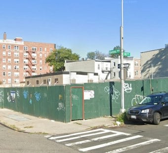 Woodside's Queens Boulevard Gets a 14-Story Tower With a Golf Simulator