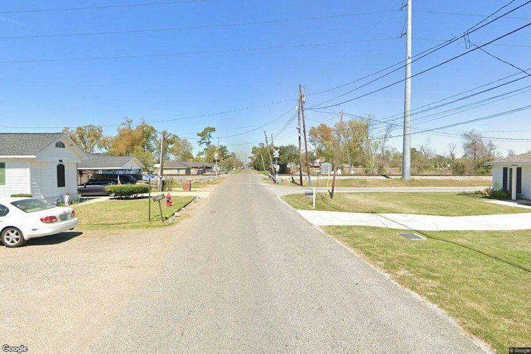 Wounded LaPlace Man, 25, Crashes Into Thrift Store Seeking Help, Dies