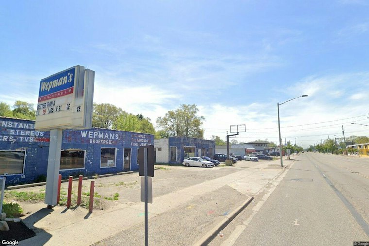 Wyoming Shooting Near Manny's Bar Leaves Grand Rapids Man, 33, Hospitalized