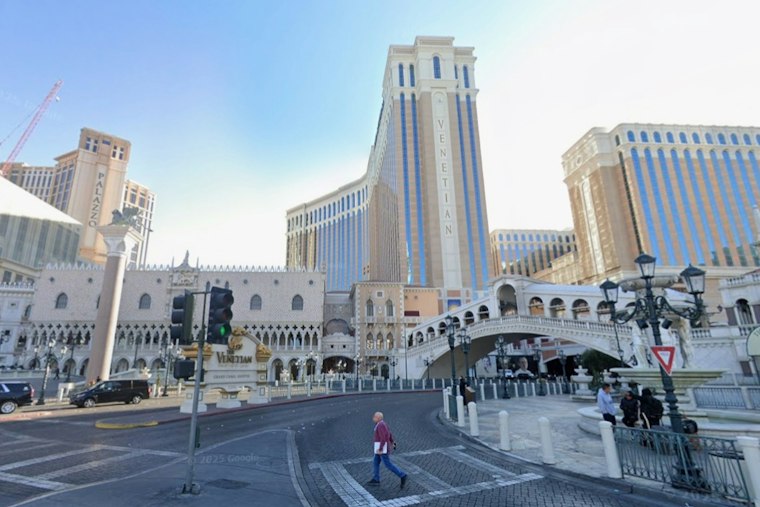 Yacht Rock Meets Steak on the Strip as Docksiders Ink $220 Dinner Deal