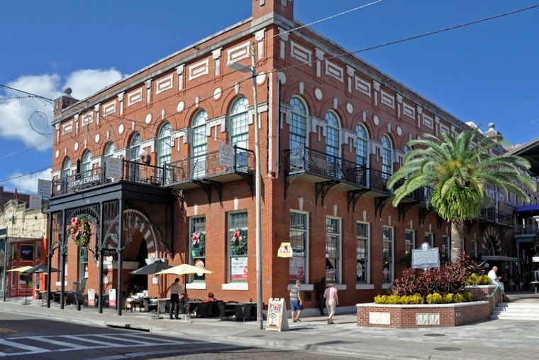 Ybor City Ghost Walk Returns Oct. 20 With 11 Spirits and True Tales of Murder