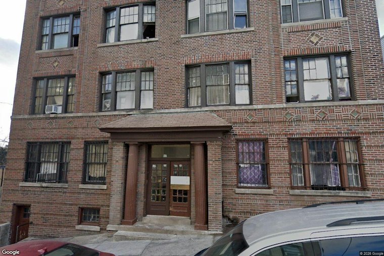 Yonkers Family Calls Police on Hatchet-Wielding Relative, Taser Ends Standoff