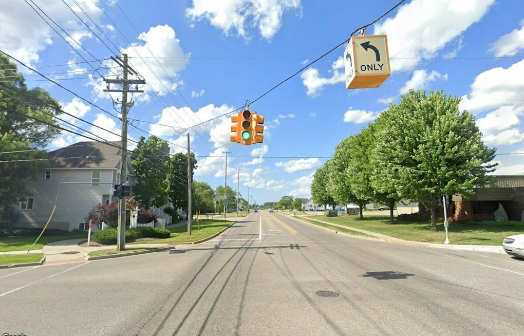 Zeeland Hit-And-Run Hurts 12-Year-Old Cyclist Near Two Schools