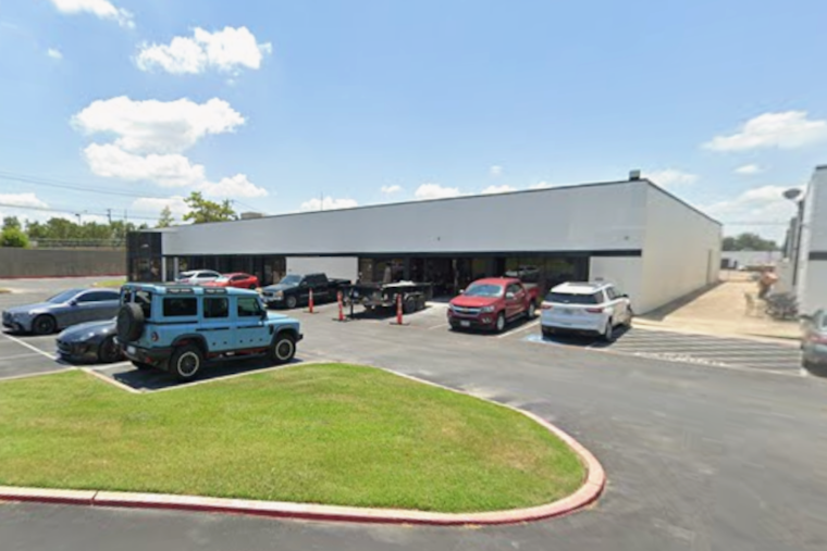 21Fore Golf Swings Into Richardson With Simulators, Drinks and Bays