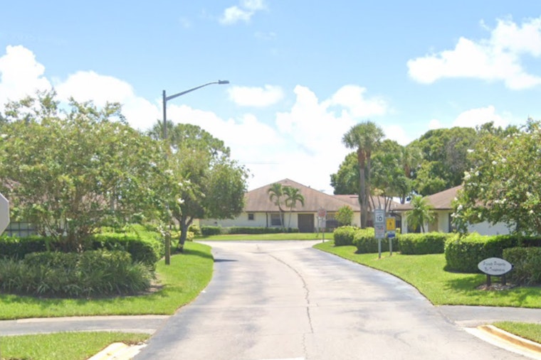 65-Year-Old Massachusetts Woman Fatally Injured as Jeep Crashes into Pool Area in Fort Pierce