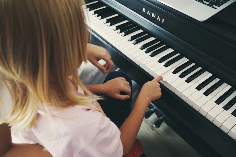 9-Year-Old New York City Piano Prodigy Astounds on NPR's Tiny Desk, Ignites Social Media Buzz