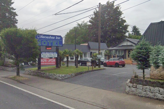 Gunfire Erupts At Horseshoe Inn Motel In NE Portland
