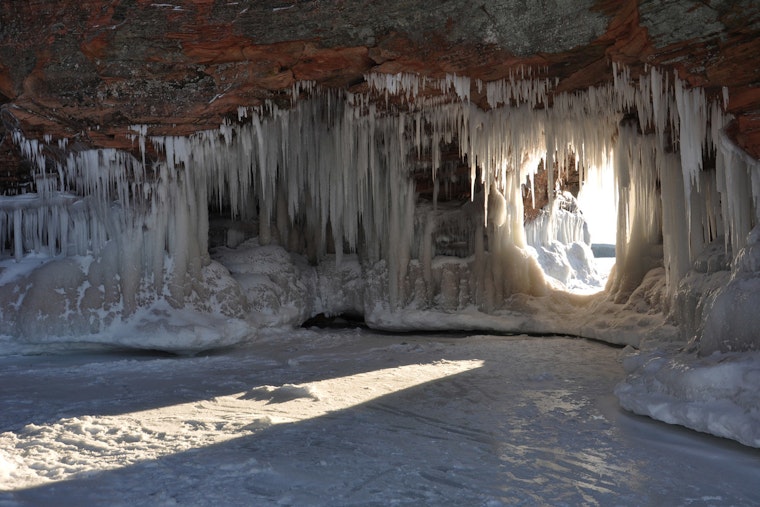 Lake Superior Tease, Apostle Islands Ice Caves Open For A Day, Then Shut Down