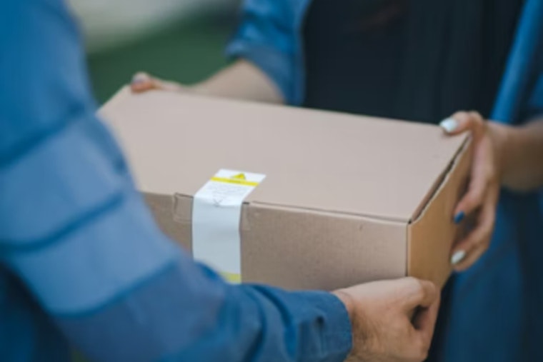 Arcadia Couple Says Brazen Fraudster Tried To Snag FedEx With Phony ID