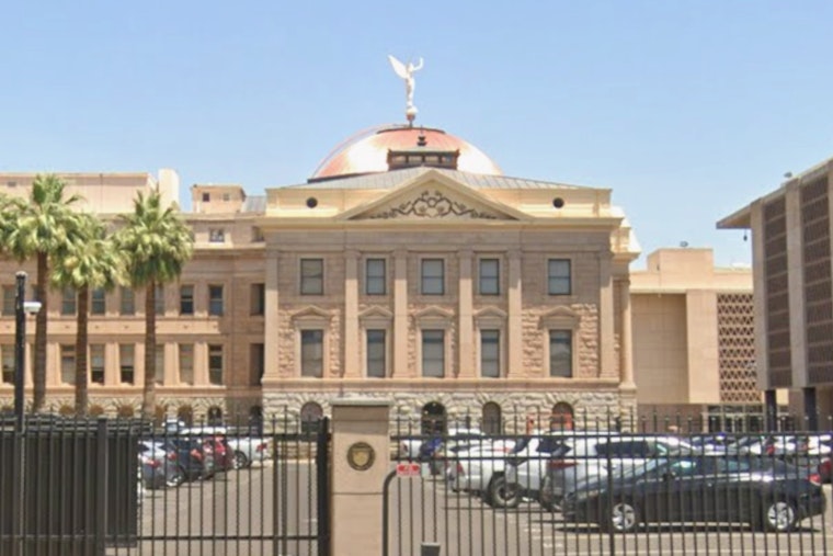 Arizona Lawmakers Push Kin-First Rule For Kids Taken Into State Care
