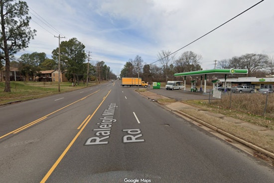 Armed Duo Jacks Customer’s Honda At Memphis Pump
