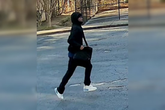 Armed Robber Stalks Atlanta Work Crews, Cops Plead For Help