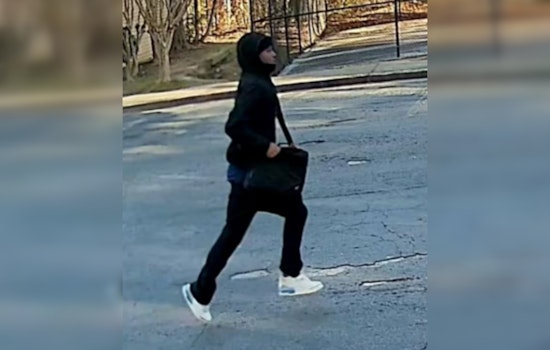 Armed Robber Stalks Atlanta Work Crews, Cops Plead For Help