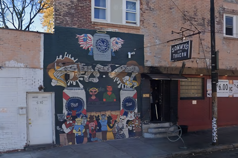 Armed Robbery at Sonny's Tavern Shakes Pittsburgh's Bloomfield Neighborhood, Employee Injured