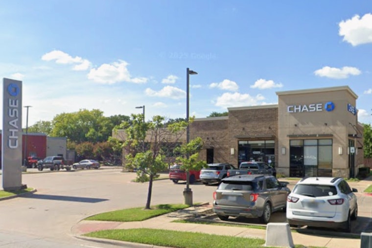 Armored Truck Chaos At Balch Springs Chase As Guard Shot In Bank Lot