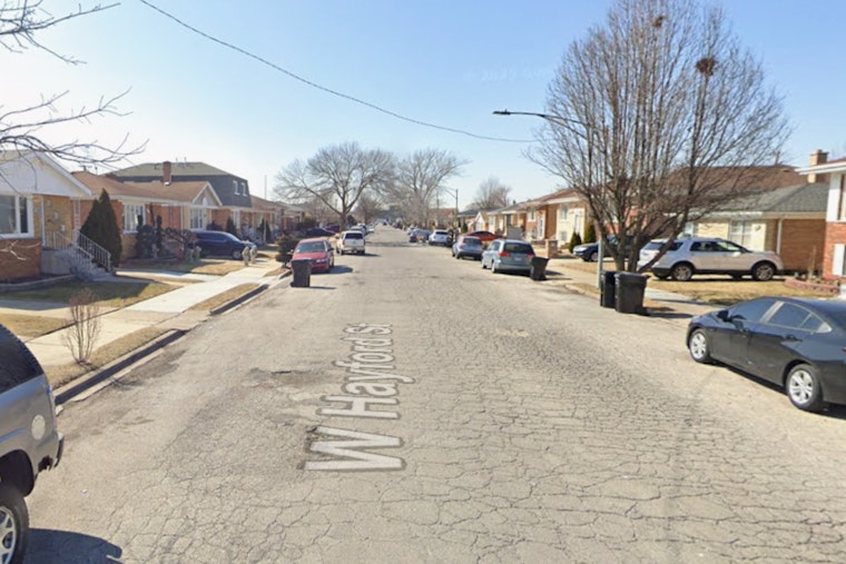 Ashburn 10-Year-Old Shoots His Own Hand Inside Southwest Side Home