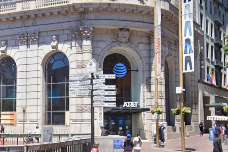AT&T Bets Big On Powell Street Comeback In Union Square
