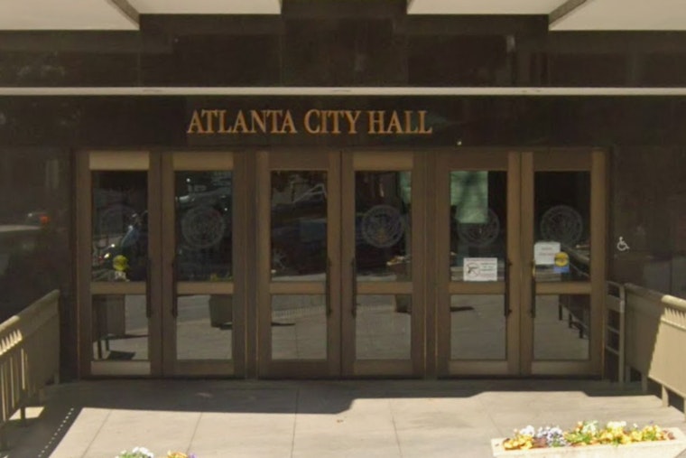 Atlanta Gives New Buildings A Push With Mandatory Door Buttons