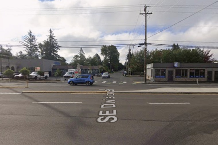 Attacker Slips Away After SE Division Parking Lot Stabbing