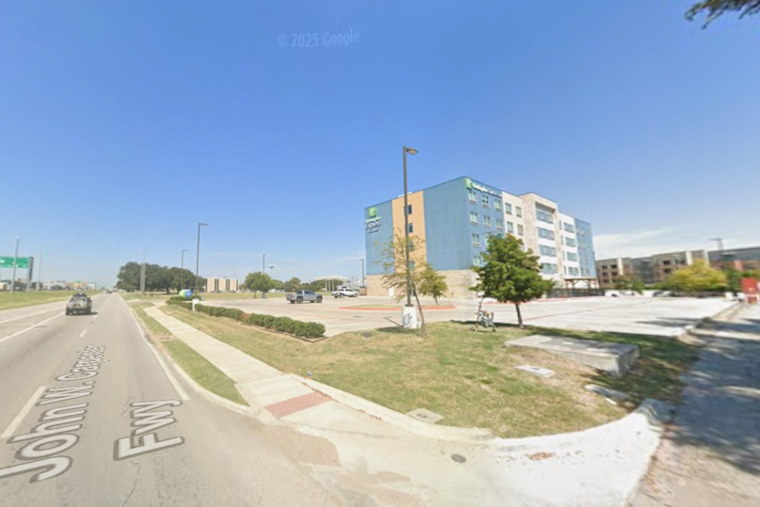 Bad Bunny Party House Crashes Social A For Short, Wild Dallas Run