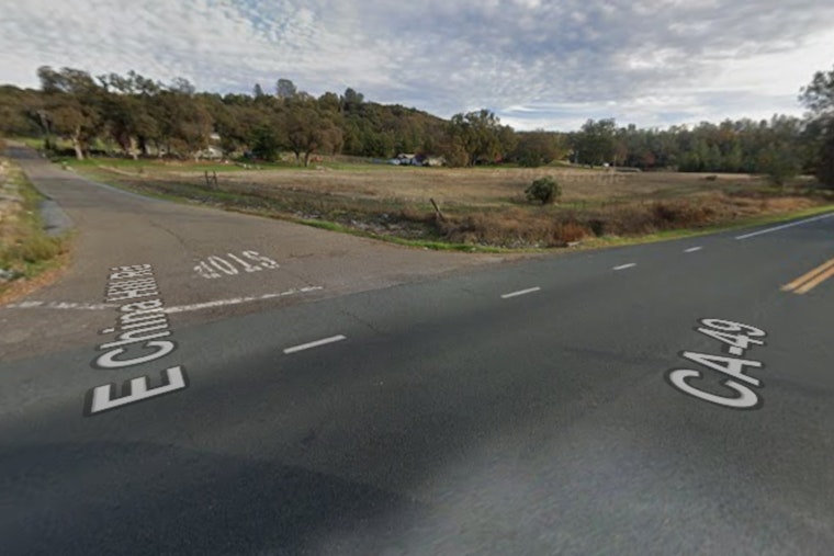 Bear-Spraying Driver Outs Suspected Fake Cop On El Dorado Road