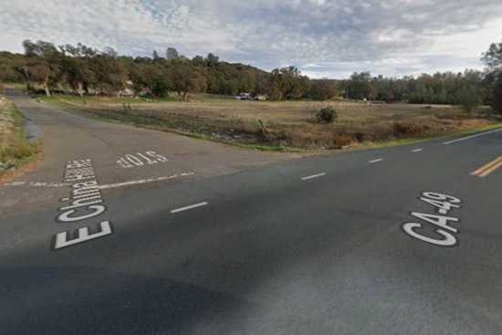 Bear-Spraying Driver Outs Suspected Fake Cop On El Dorado Road