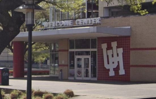 Big 12 Dreams, Big Deficits as UH Sports Bleed Millions Again