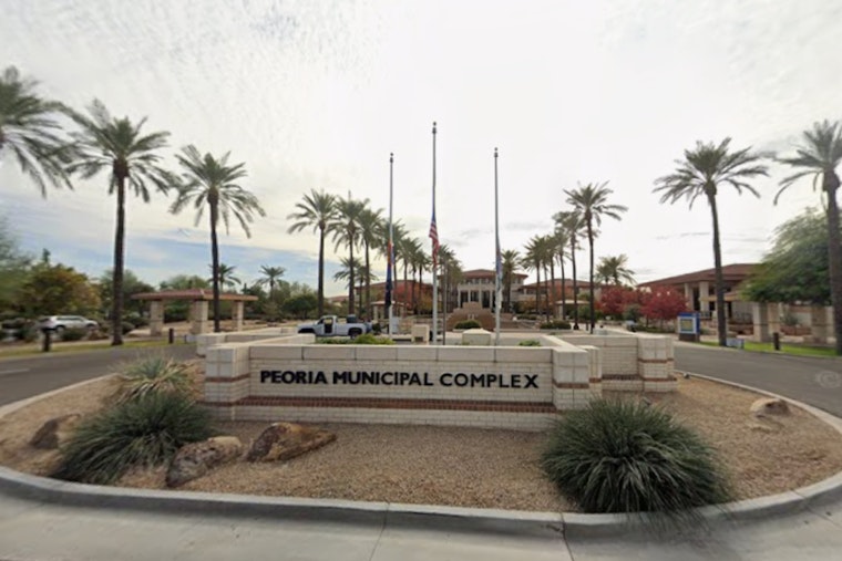 Big Land Showdown As Builders Target North Peoria Auction