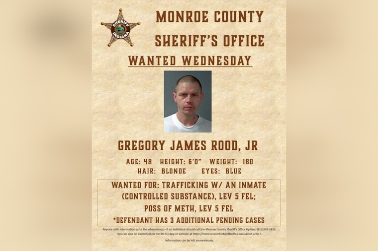 Bloomington Cops Hunt Man Accused Of Sneaking Drugs To Inmate